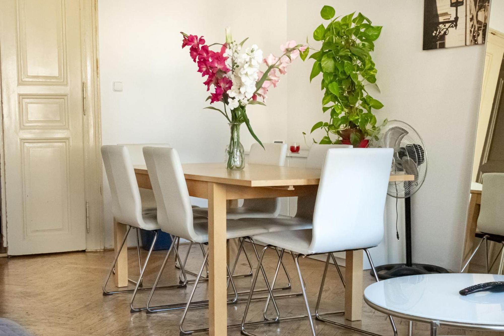 Apartments In Mala Strana - 10 Minutes From Charles Bridge Prague Ngoại thất bức ảnh