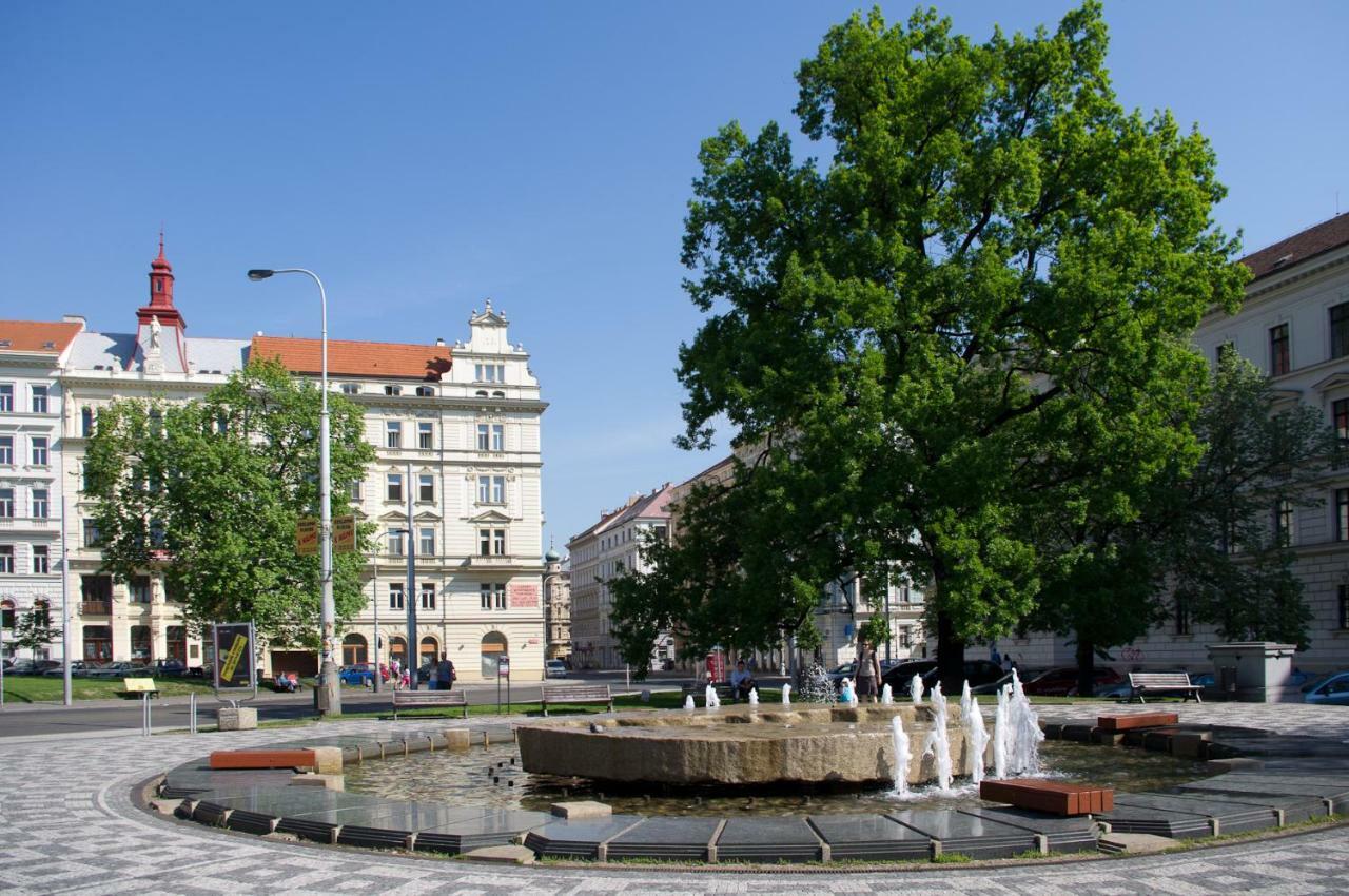 Apartments In Mala Strana - 10 Minutes From Charles Bridge Prague Ngoại thất bức ảnh